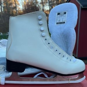 Womens Ice skates